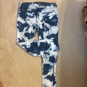 Allen B Allen Schwartz Blue and White classic Skinny Jeans